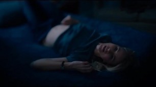 Netflix lesbian series 'GYPSY' - MILF Naomi Watts masturbating thinking about young Sophie Cookson