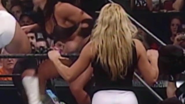 Trish Stratus - WWF SummerSlam 2000