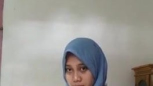 Sexy Indonesian Hijab